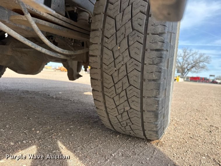 image for item ET1718 2019 Ford F250 Super Duty XL Crew Cab pickup truck