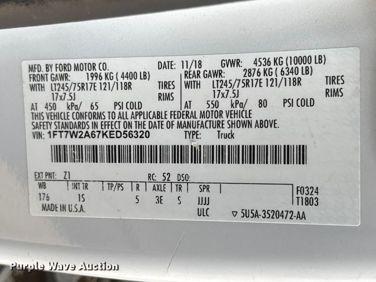 image for item ET1718 2019 Ford F250 Super Duty XL Crew Cab pickup truck