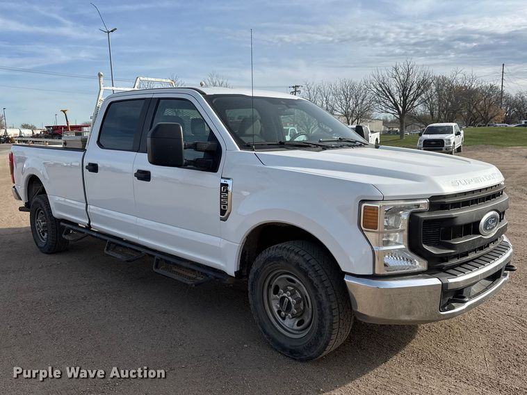 image for item ET1719 2021 Ford F250 Super Duty XL Crew Cab pickup truck