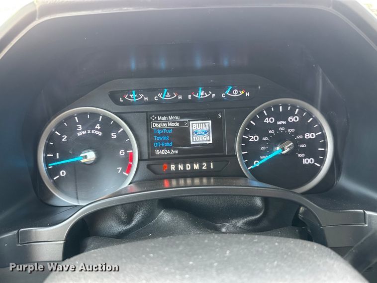 image for item ET1719 2021 Ford F250 Super Duty XL Crew Cab pickup truck