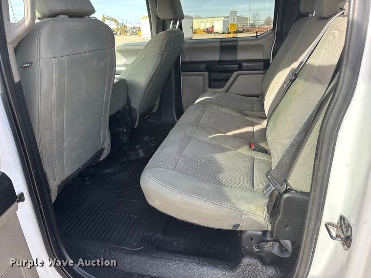 image for item ET1719 2021 Ford F250 Super Duty XL Crew Cab pickup truck