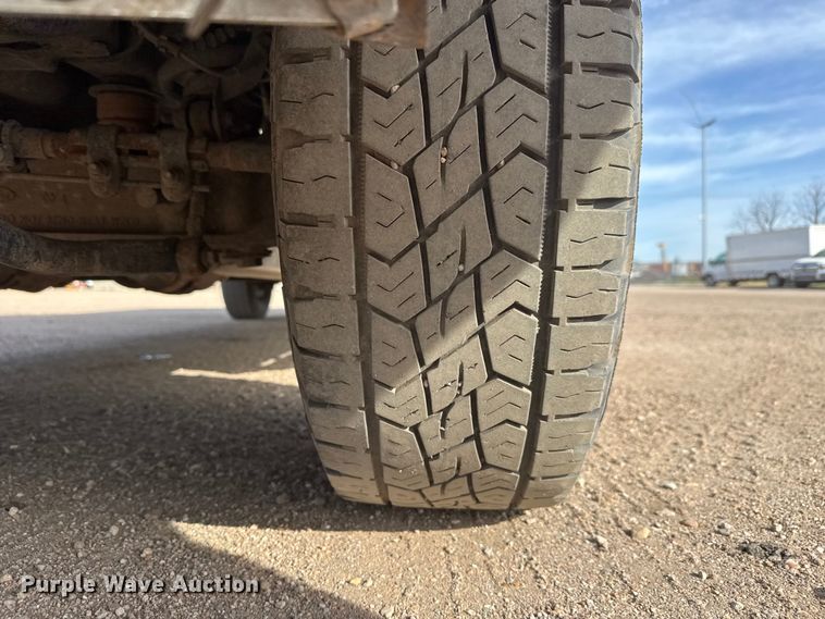 image for item ET1719 2021 Ford F250 Super Duty XL Crew Cab pickup truck