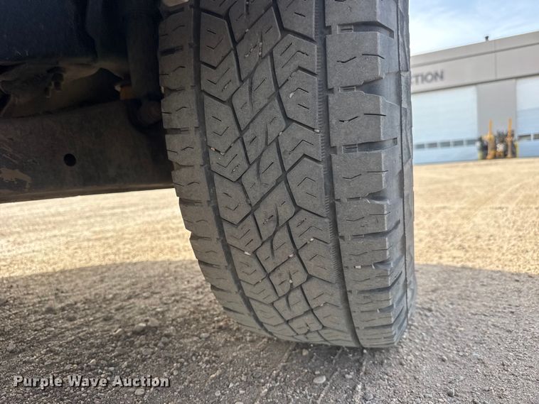 image for item ET1719 2021 Ford F250 Super Duty XL Crew Cab pickup truck