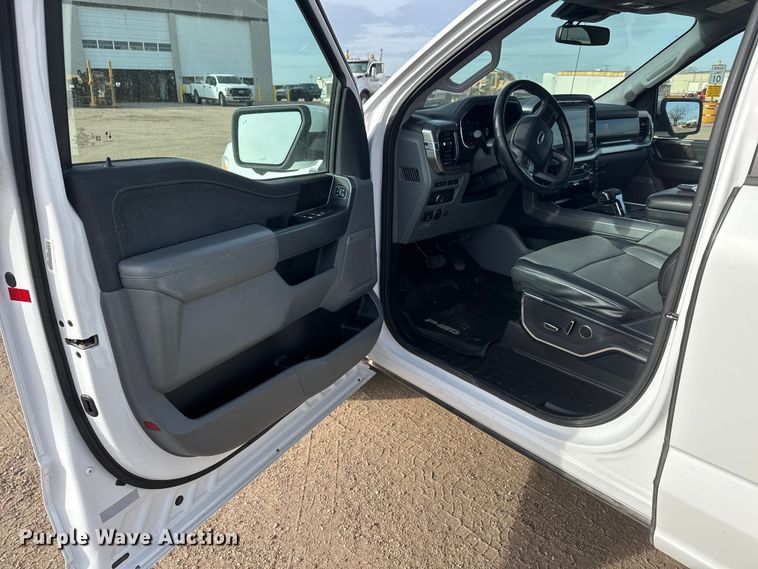 image for item ET1720 2021 Ford F150 Crew Cab pickup truck