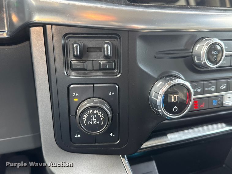 image for item ET1720 2021 Ford F150 Crew Cab pickup truck