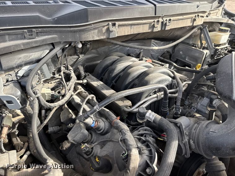 image for item ET1720 2021 Ford F150 Crew Cab pickup truck