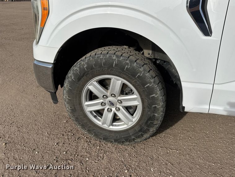 image for item ET1720 2021 Ford F150 Crew Cab pickup truck