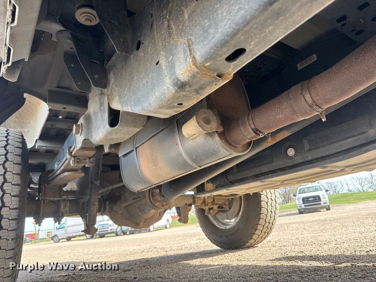 image for item ET1721 2022 Ford F250 XLT Ext. Cab pickup truck