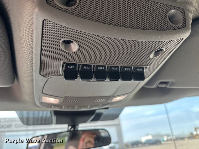 image for item ET1721 2022 Ford F250 XLT Ext. Cab pickup truck