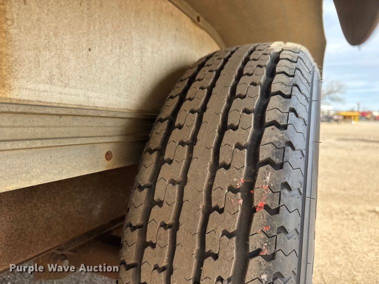 image for item ET1722 2003 Swes Enclosed cargo trailer