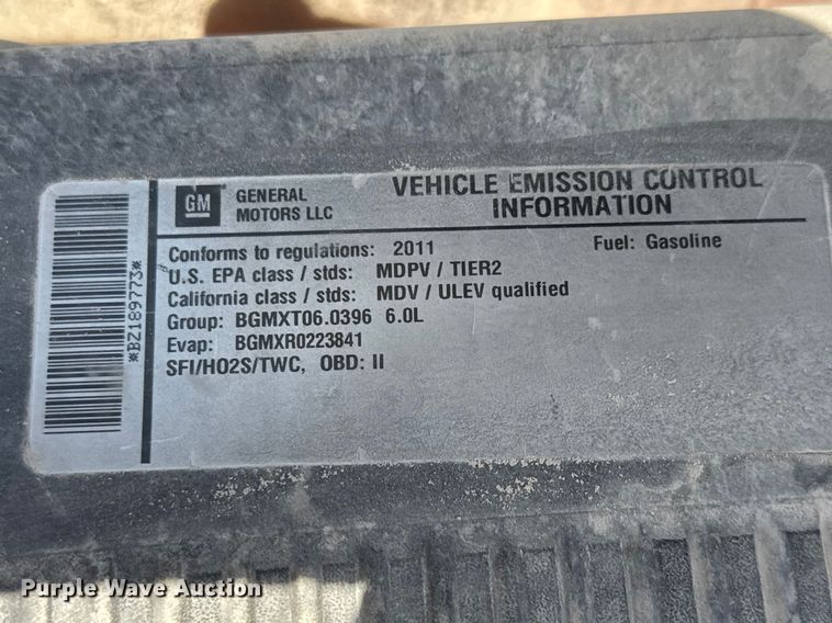 image for item ET1728 2011 GMC Sierra 2500HD Ext. Cab pickup truck