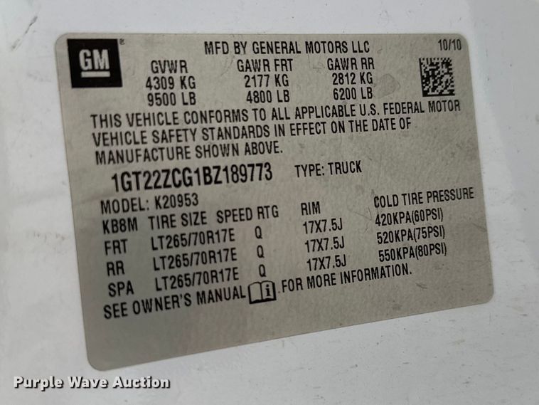 image for item ET1728 2011 GMC Sierra 2500HD Ext. Cab pickup truck
