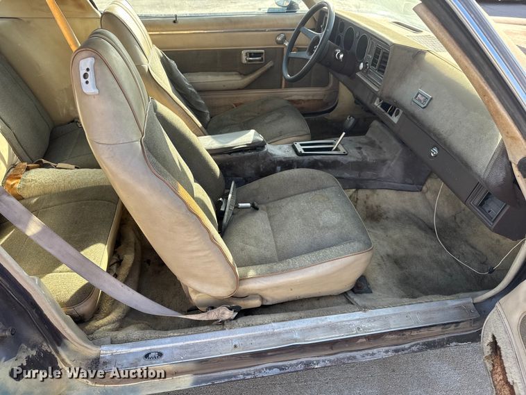 image for item ET1732 1981 Chevrolet Camaro 