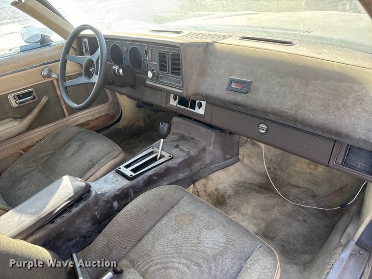 image for item ET1732 1981 Chevrolet Camaro 