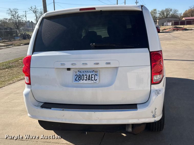 image for item ET1733 2016 Dodge Grand Caravan handicap accessible van