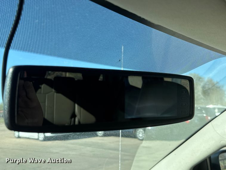 image for item ET1733 2016 Dodge Grand Caravan handicap accessible van