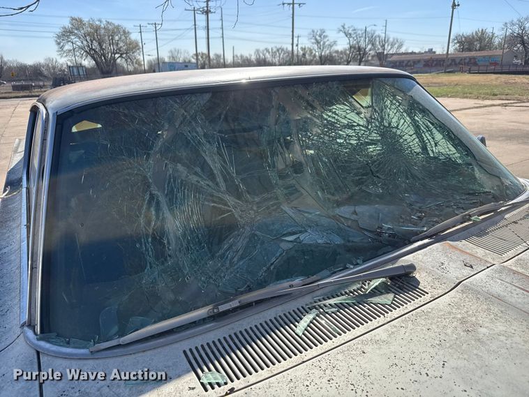 image for item ET1734 1967 Chrysler Newport  