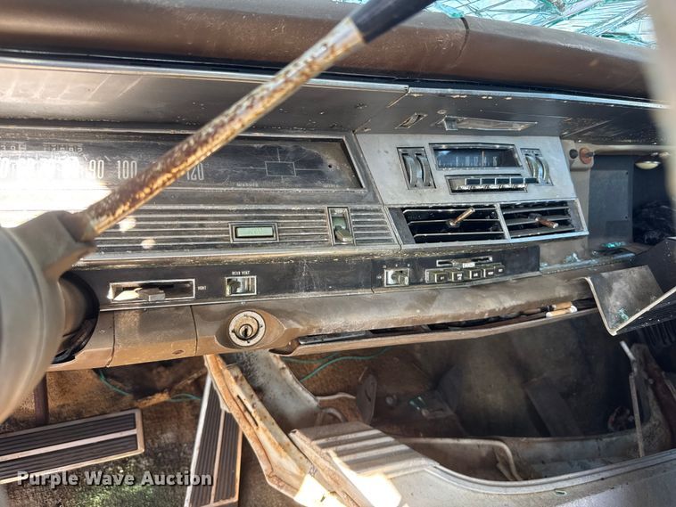 image for item ET1734 1967 Chrysler Newport  