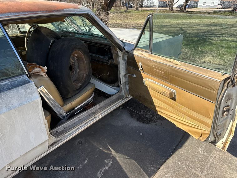 image for item ET1734 1967 Chrysler Newport  