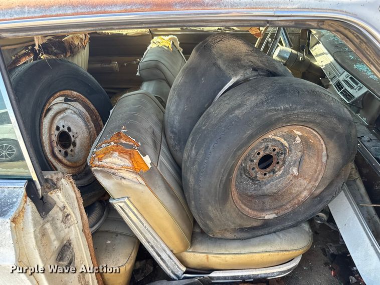 image for item ET1734 1967 Chrysler Newport  