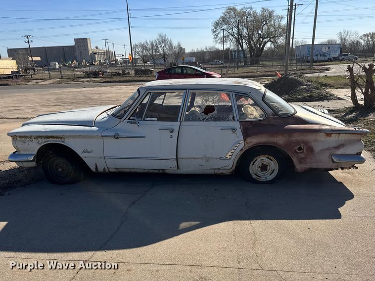 image for item ET1735 1961 Plymouth Valiant V200  