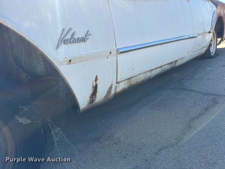 image for item ET1735 1961 Plymouth Valiant V200  