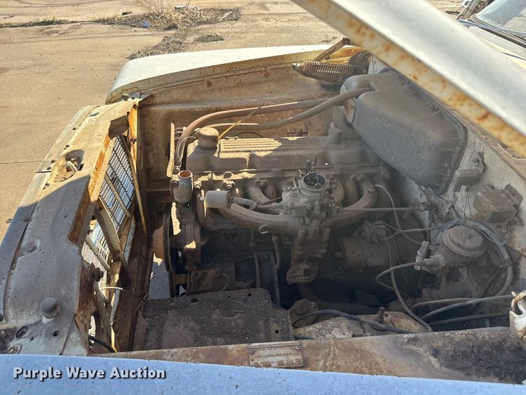 image for item ET1735 1961 Plymouth Valiant V200  