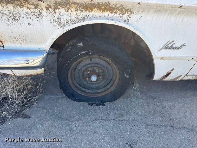 image for item ET1735 1961 Plymouth Valiant V200  