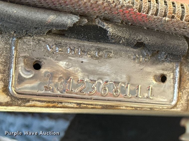 image for item ET1735 1961 Plymouth Valiant V200  