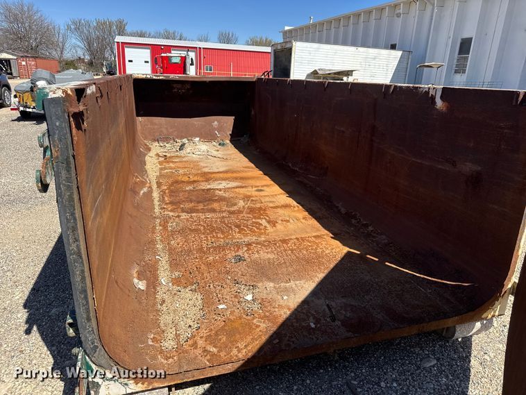 image for item ET1738 Roll-off container