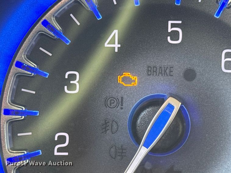 image for item ET1788 2018 Chrysler Pacifica van