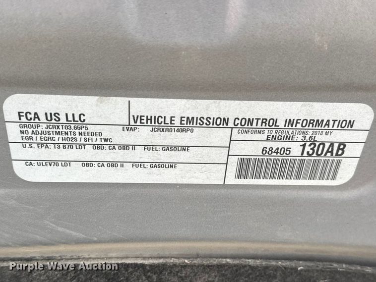 image for item ET1788 2018 Chrysler Pacifica van