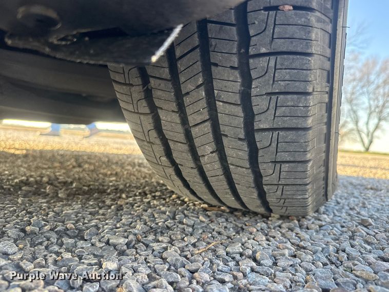 image for item ET1788 2018 Chrysler Pacifica van