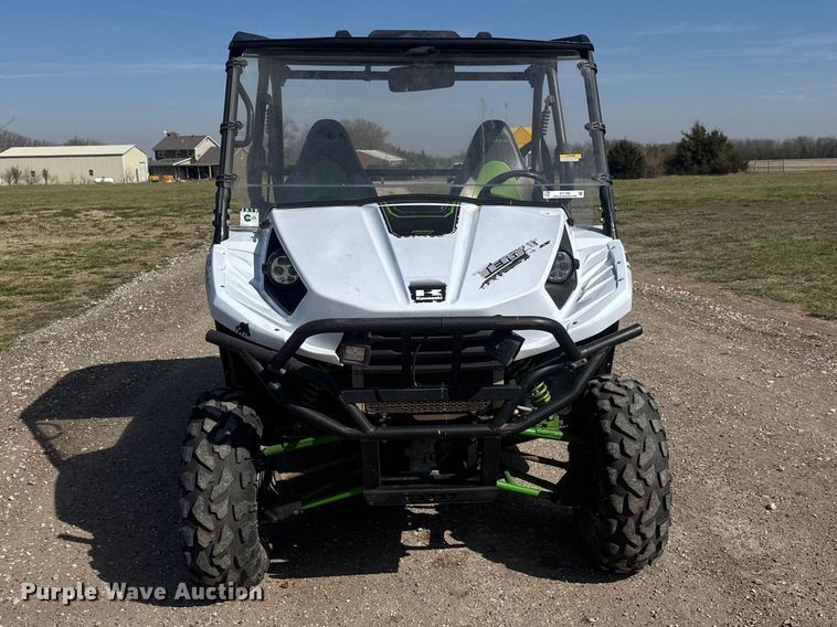 image for item ET1799 2015 Kawasaki 800 utility vehicle