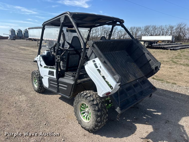 image for item ET1799 2015 Kawasaki 800 utility vehicle
