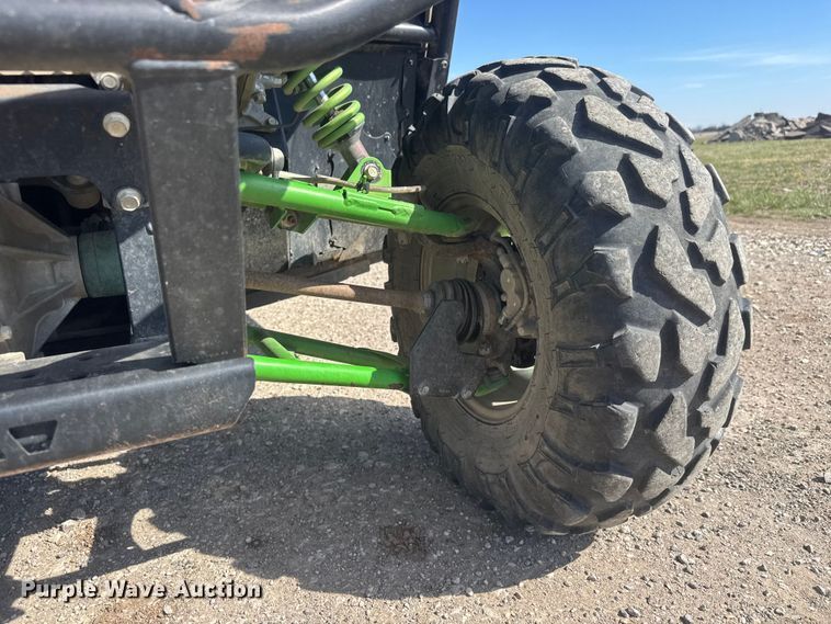 image for item ET1799 2015 Kawasaki 800 utility vehicle