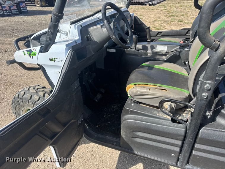image for item ET1799 2015 Kawasaki 800 utility vehicle
