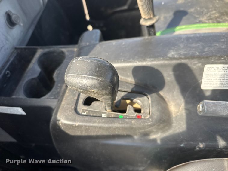 image for item ET1799 2015 Kawasaki 800 utility vehicle