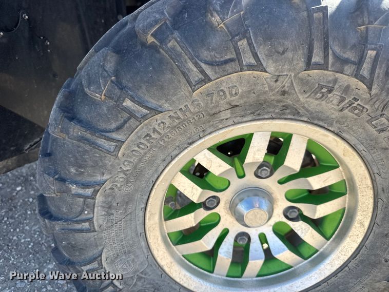 image for item ET1799 2015 Kawasaki 800 utility vehicle