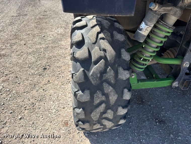 image for item ET1799 2015 Kawasaki 800 utility vehicle