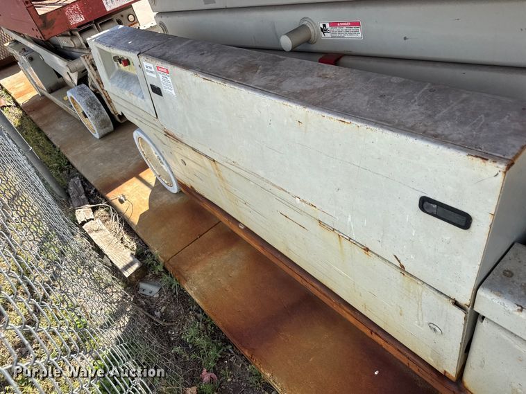 image for item ET1805 MEC 2647ES scissor lift