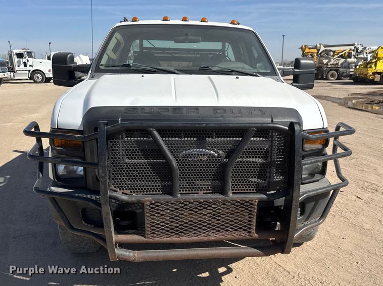 image for item ET1810 2010 Ford F350 Super Duty XL flatbed pickup truck