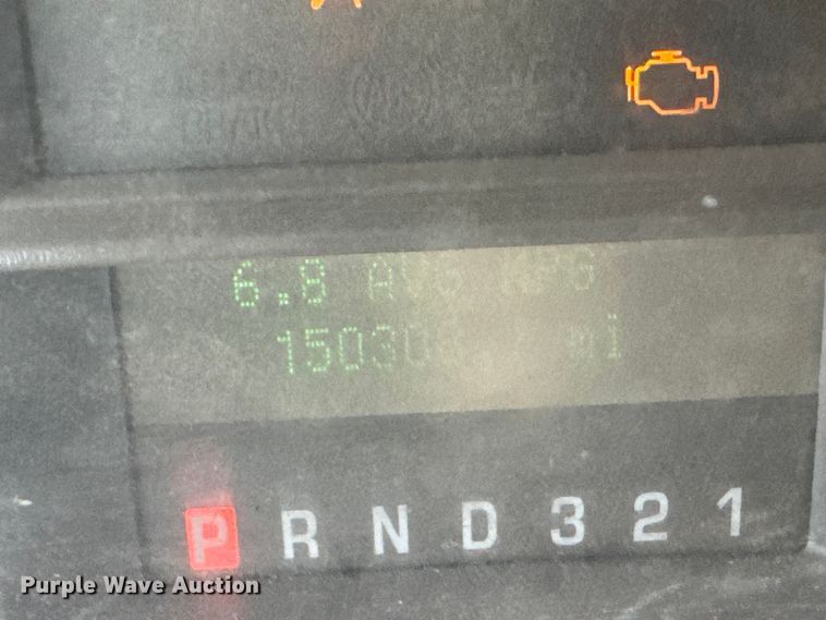 image for item ET1810 2010 Ford F350 Super Duty XL flatbed pickup truck