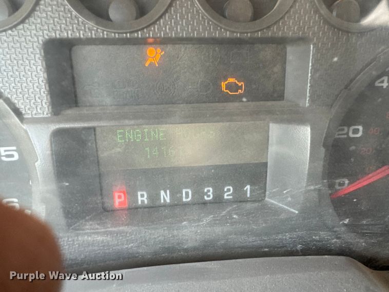 image for item ET1810 2010 Ford F350 Super Duty XL flatbed pickup truck