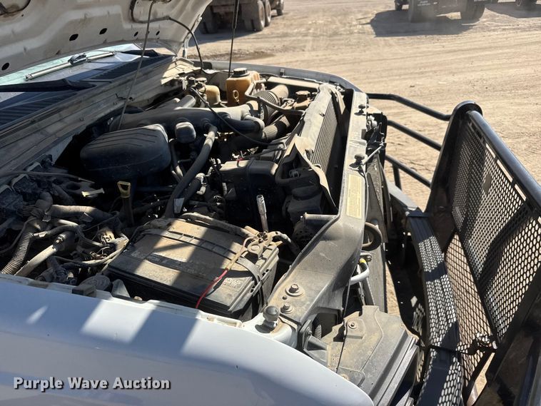 image for item ET1810 2010 Ford F350 Super Duty XL flatbed pickup truck