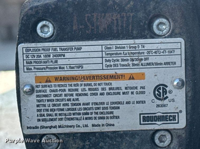 image for item ET1818 2012 Ford F350 Super Duty XL Ext. Cab flatbed pickup truck