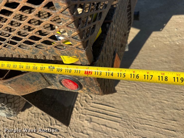 image for item ET1818 2012 Ford F350 Super Duty XL Ext. Cab flatbed pickup truck