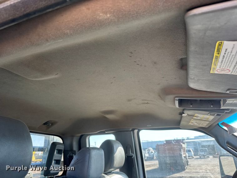 image for item ET1818 2012 Ford F350 Super Duty XL Ext. Cab flatbed pickup truck