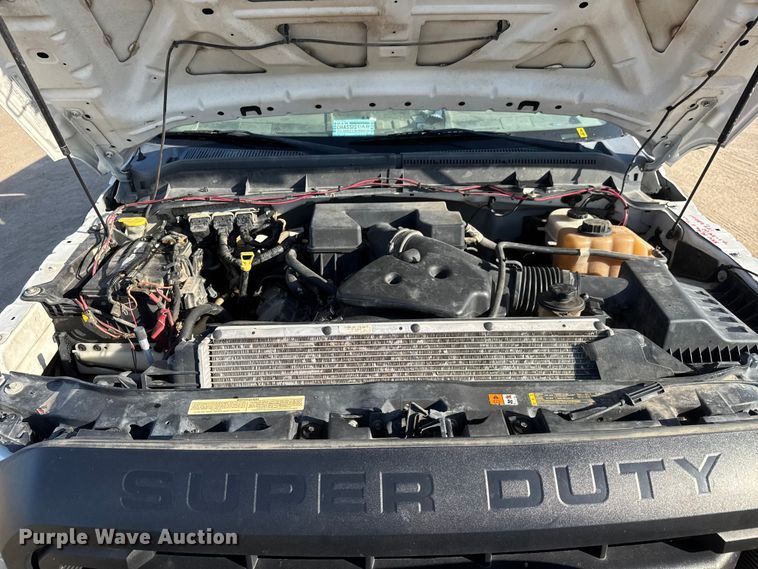 image for item ET1818 2012 Ford F350 Super Duty XL Ext. Cab flatbed pickup truck