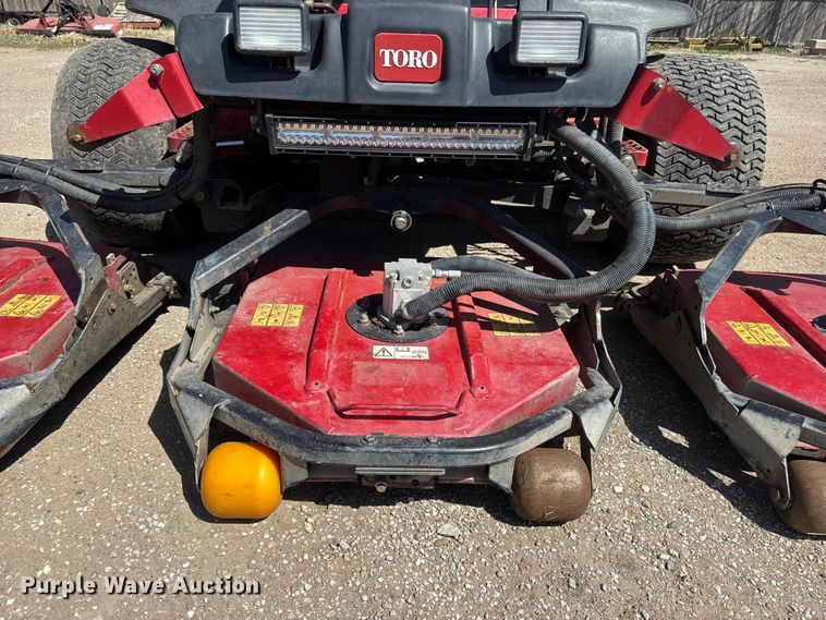 image for item ET1820 2011 Toro Groundsmaster 4500D lawn mower